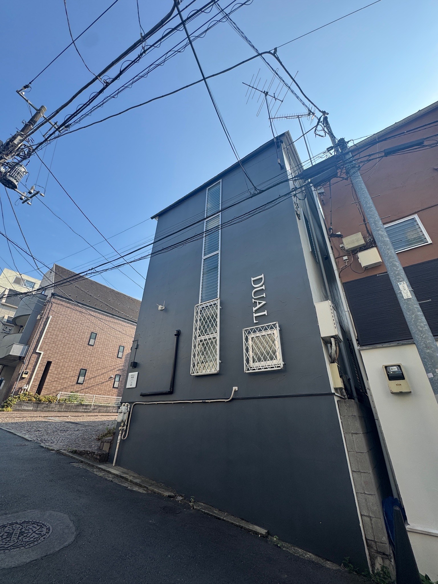 DUAL神宮前